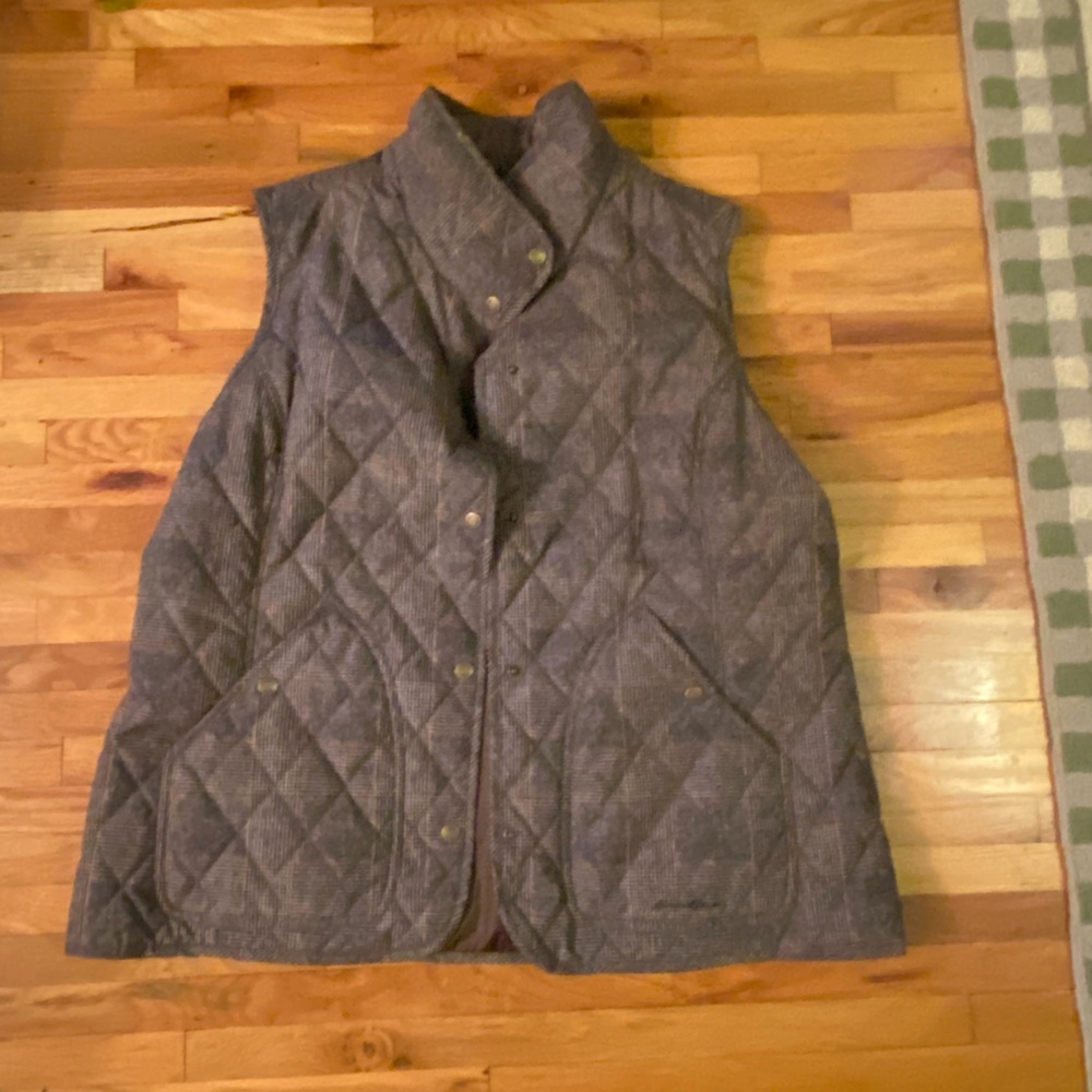 Eddie Bauer Quilted Brown Vest - Picture 3 of 3